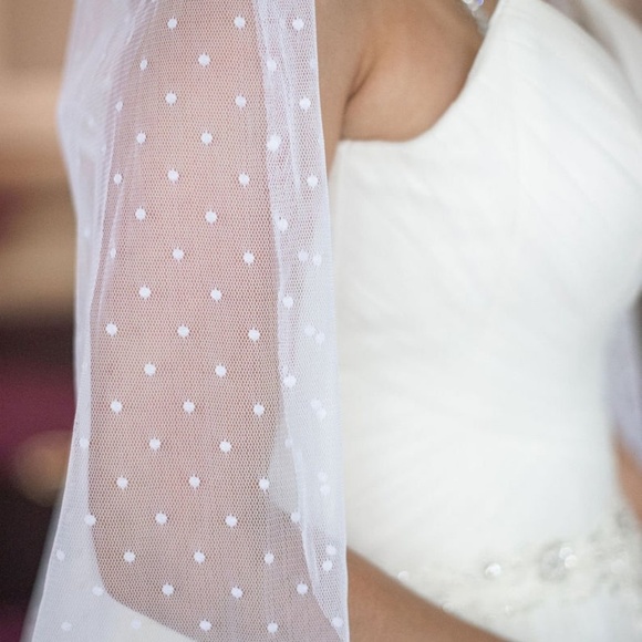 NEW Polka Dot Bridal Wedding Veil Ivory Bride soft Veil Swiss Dot
